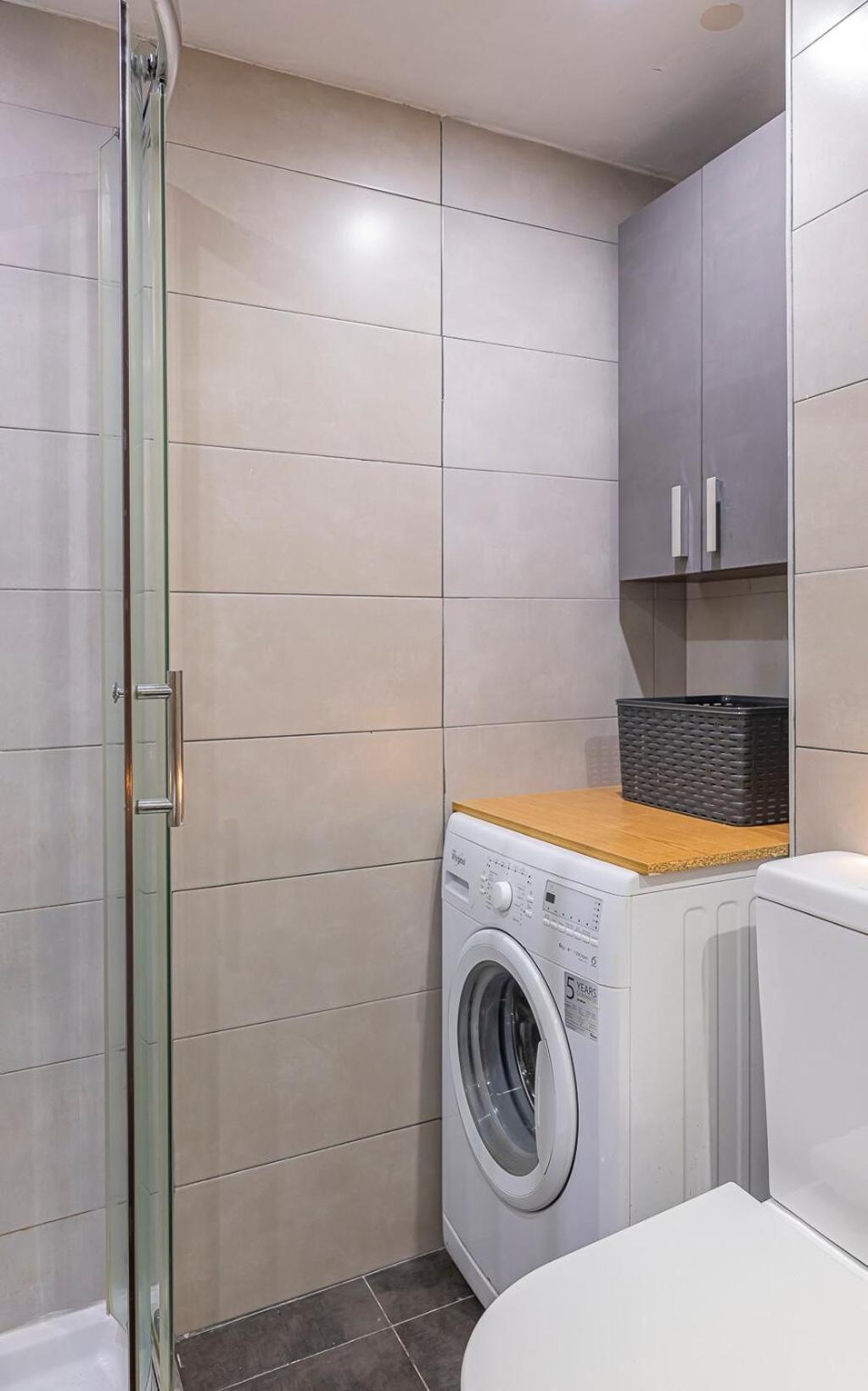Golden Mile Getaway, Garden View, Pool & Comfort Apartment *