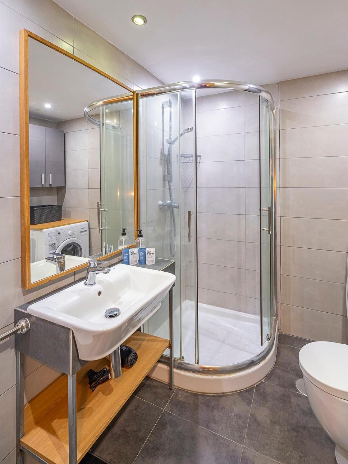 Golden Mile Getaway, Garden View, Pool & Comfort Marbella